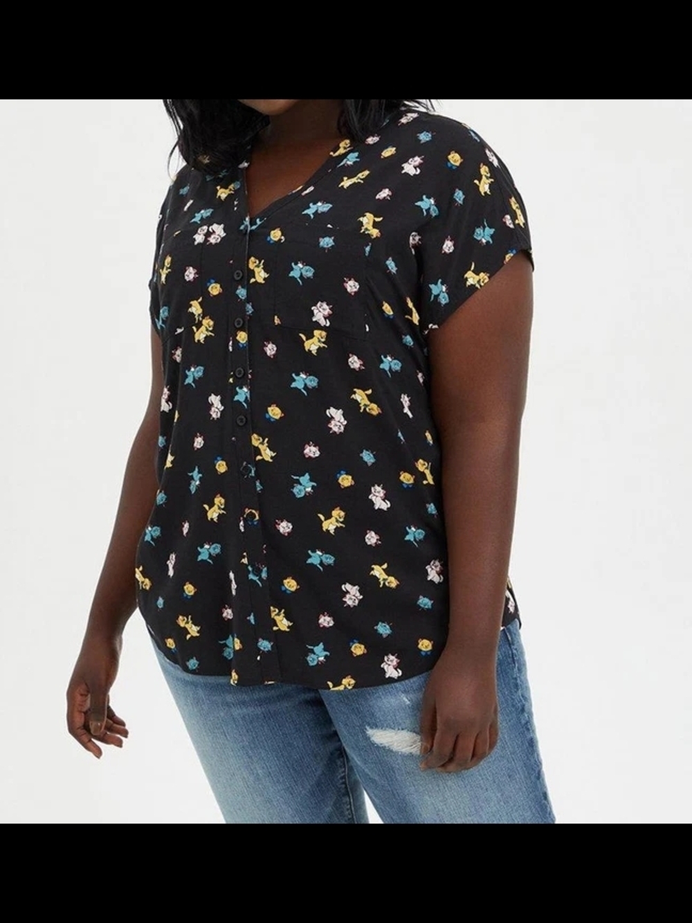 Torrid Disney Aristocats Kittens Harper Short-Sleeve V-Neck Top Size 2 Plus